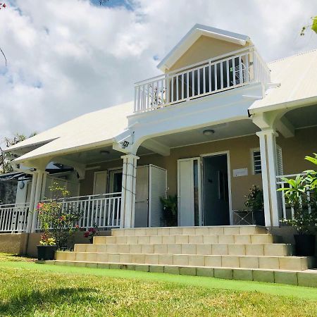La Villa Mae Saint Pierre Exterior photo